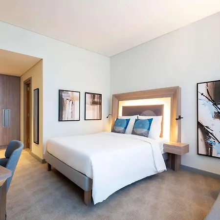 Novotel Bur Dubai - Healthcare City Exterior foto