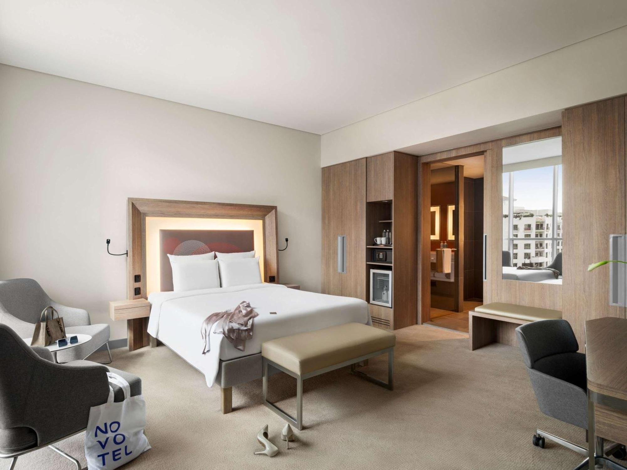 نوفوتيل بور 4* دبي